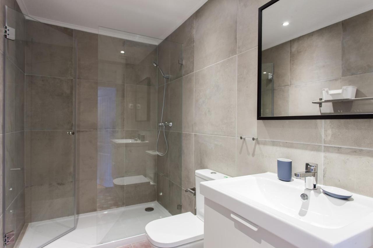 Flh Bairro Alto Bright Flat Apartment Lisbon Bagian luar foto