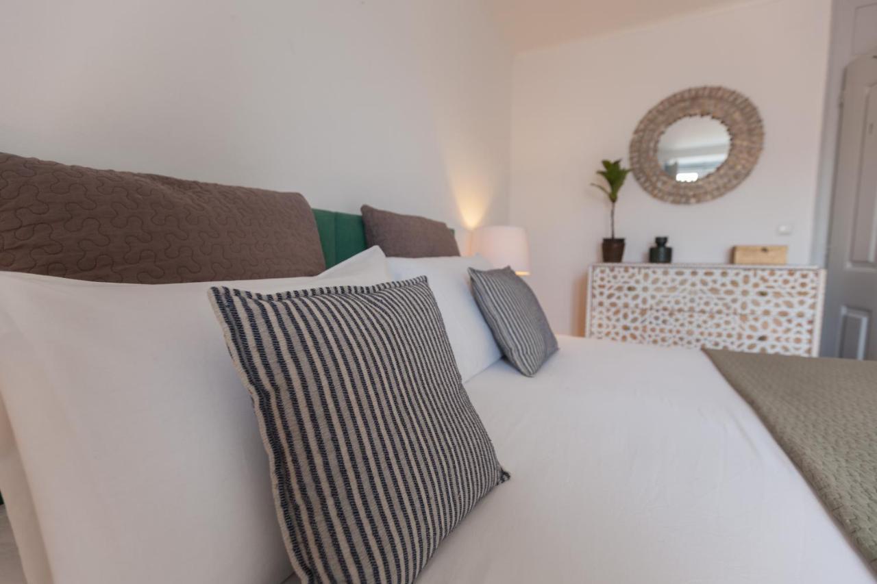 Flh Bairro Alto Bright Flat Apartment Lisbon Bagian luar foto