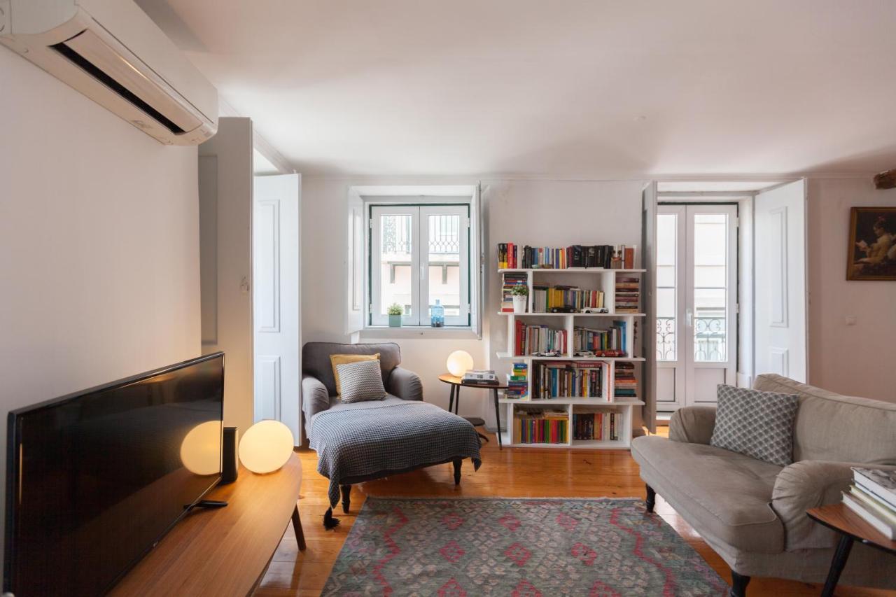 Flh Bairro Alto Bright Flat Apartment Lisbon Bagian luar foto