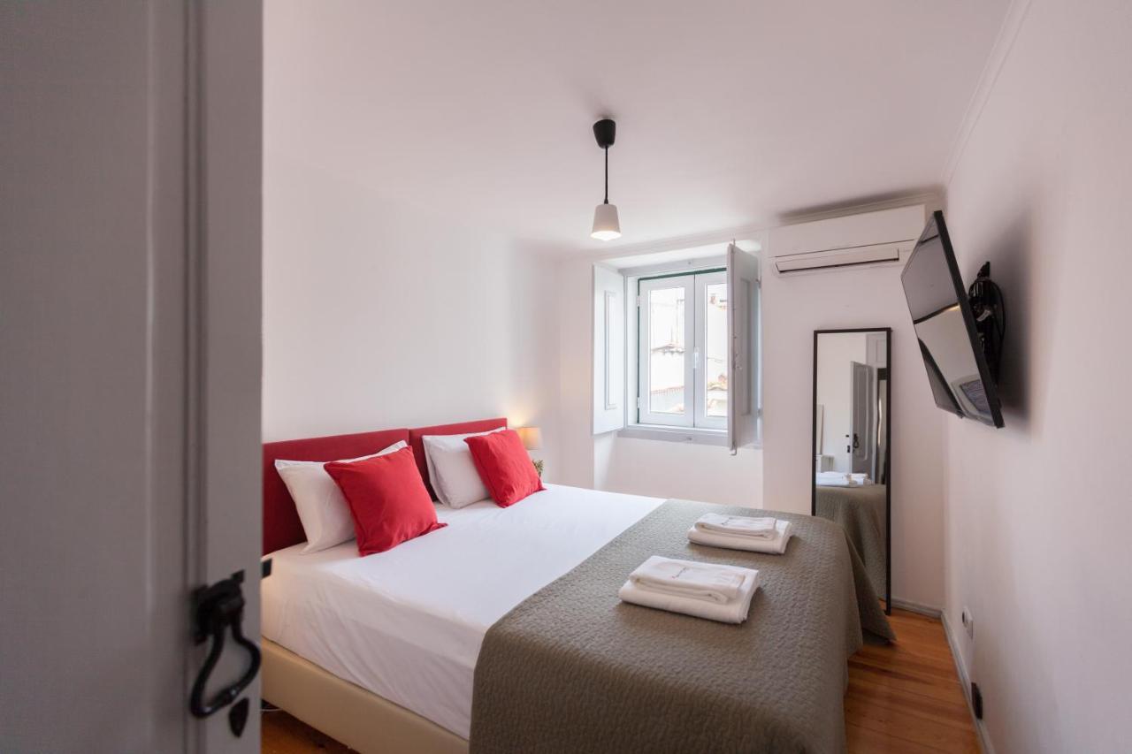 Flh Bairro Alto Bright Flat Apartment Lisbon Bagian luar foto